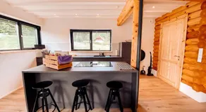 Pur Natur! Wandern und Skifahren - Trahütti Premium Lodges - Image 4