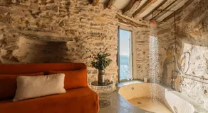 Villa Eugenia -Pool e Garden Retreat in Como lake - Image 4