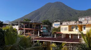 El Paraíso Hotel - Image 2