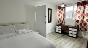 Fairestone House - Image 2