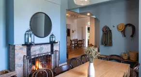 Robertson Public House and Kitchen - Image 3