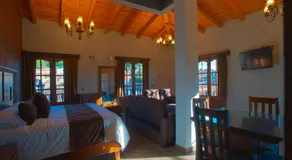 Hotel Suites La Fortuna - Image 2