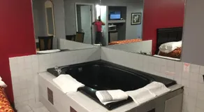 Haven Inn & Suites - Image 2
