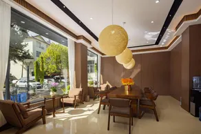 Quanyue Smart Hotel (The Old Town of Lijiang) - Image 2