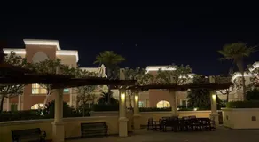 Beachfront Luxury Apartment-Pearl Island شقه مطله على الشاطئ بجزيرة اللؤلؤه - Image 2