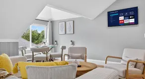 Charming 1BR apt in Boston with Free Parking - Image 3