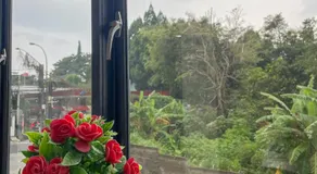 Hotel Asia Express near Farmhouse Lembang - Image 4