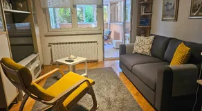 Apartment 40 - Image 2
