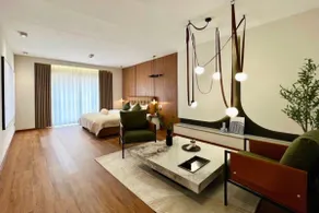 Designer-designed guesthouse (Nanping Pedestrian Street, Jinma Biji Square Branch 1) - Image 2