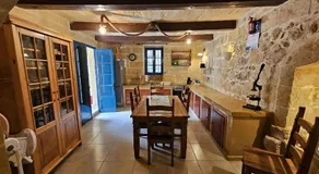Dotties Retreat Qala - Image 4