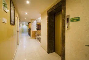 OYO Hotel Baseraa Inn Near Lumbini Park - Image 5