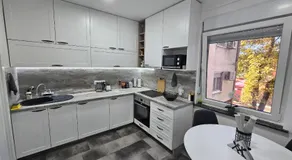 Apartman Aleksandra u strogom centru grada - Image 3