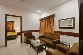 Hotel East Coast - Image 2