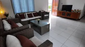 Blesshomestay Samosir - Image 2