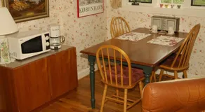 Ye Olde Danish Inn - Image 3