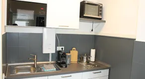 Apartment mit 2 Betten in Flughafennähe - Image 4