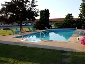 Majers Motel - Image 5