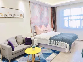 Sweet River View Apartment - Image 2