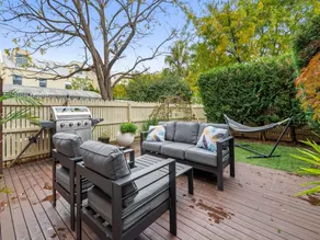 Perfect 2-Bed Inner-City Home with Pool  BBQ Area - Image 5