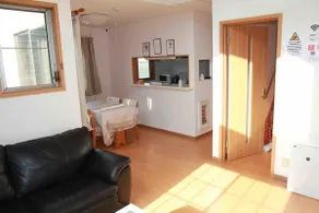 Nelle vicinanze di sorgenti termali naturali, la casa 5LDK può ospitare fino a 17 persone, la stazione più vicina 7 minuti, direttamente alla stazione Nippori! - Image 3