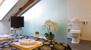Art Hotell - Image 2