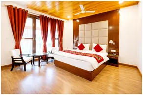 Goroomgo Blue Moon Resort Bhimtal - Near Mall Road and lake - Image 1