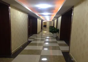 Huayu Business Hotel - Image 5