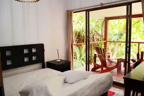 Lush chalet - Image 2