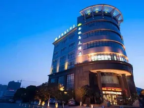 Treasure Island Hotel - Image 5