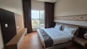 Antilia Inn - Image 3
