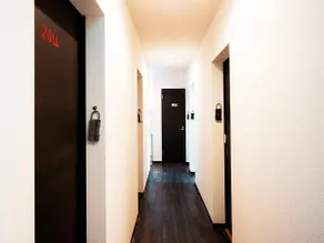 Tomo Tsuruhashi Guesthouse - Image 5