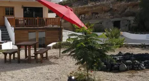 Half wooden rural apartment - Image 5