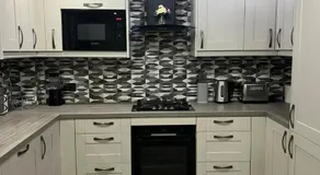 Charming Aldershot Home - Free Parking - Image 3