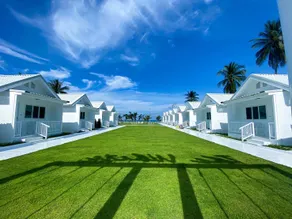 The White Resort - Image 2
