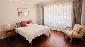 Esperance Seaside Cottage - Image 2