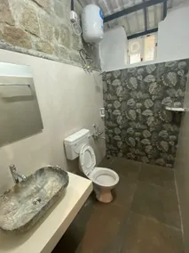 English Rustic Stone Cottage - Image 4