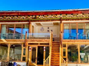 One family and one home - Image 2