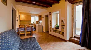 Appartement avec jardin, barbecue et terrasse - Image 2