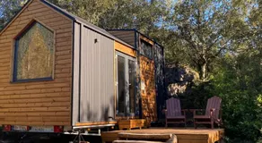 Roque Rouge Cottage by Tiny Away - Image 5