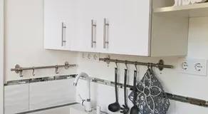 Modern flat with perfect location - Image 4