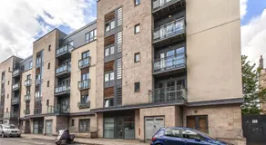 Fountainbridge Residence - Image 4