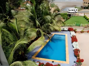 Sea Shell Resort - Image 2