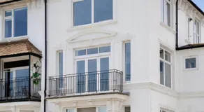 Beachfront Studio Direct Sea Views Air Conditioning The Compact Coastal Crib - Image 4