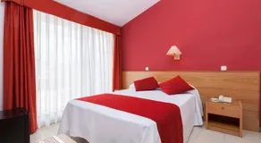 RVHotels Mar de Tossa - Image 2