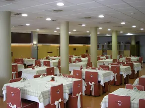 Hotel Flora Parc - Image 3