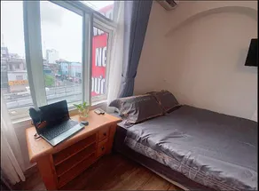 Airport House - Image 2