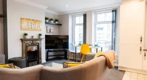 Charming Flat, short Distance from Stadium & City - Image 2