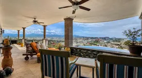 Luxury Pedregal Condo Walk to Cabo Marina - Image 3