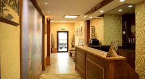 Hotel Central Point - Image 4