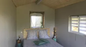 La petite cabane, escapade romantique - Image 2